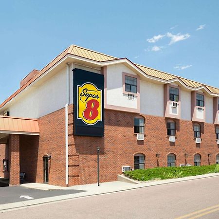 Super 8 By Wyndham Colorado Springs/Afa Area Hotel Екстериор снимка
