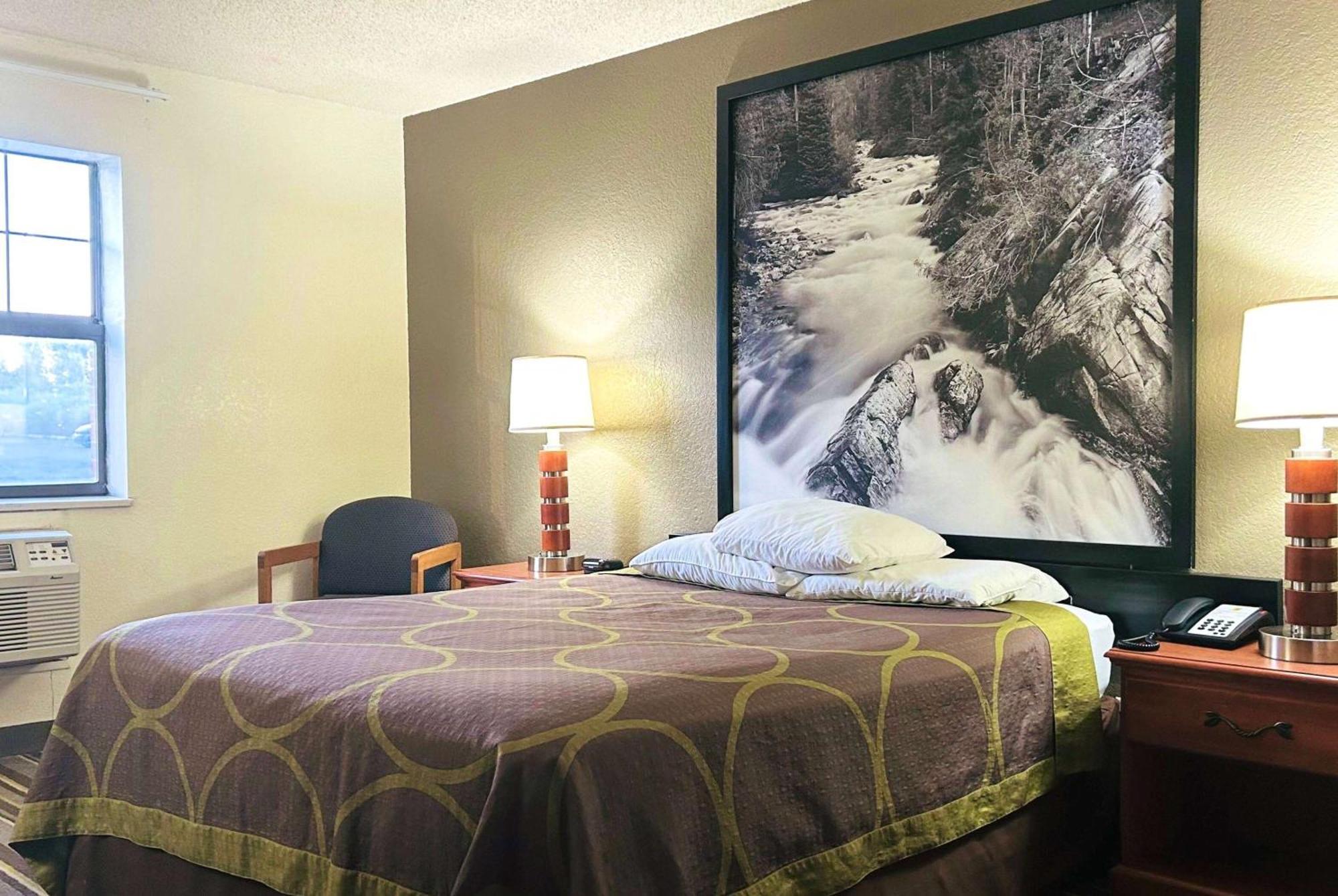 Super 8 By Wyndham Colorado Springs/Afa Area Hotel Екстериор снимка